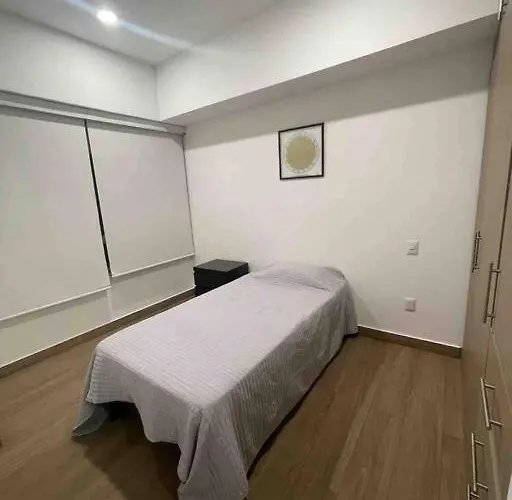 De 3 Recámaras Y Sofa Cama 7 Pax
